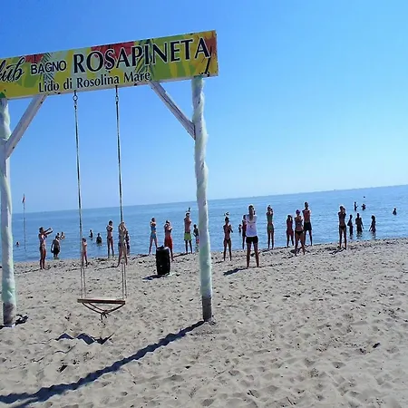 Comfortable Close To The Shore In * Rosolina Mare
