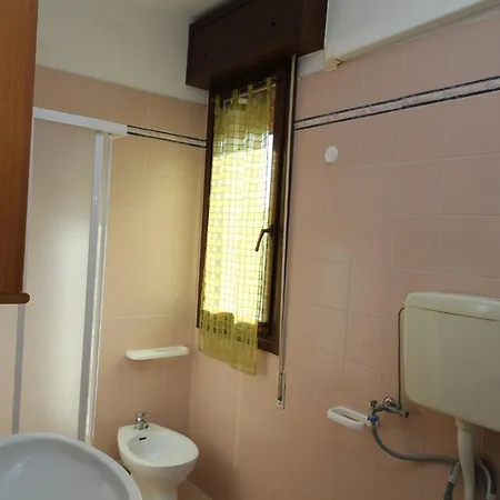 Appartement Comfortable Close To The Shore In Rosolina Mare
